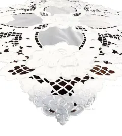 nakladka-z-haftem-85x85-na-stol-kwadratowa-kwiaty