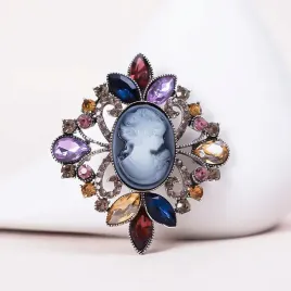 broszka-damska-z-dzetami-kamea-kolorowe-dzety