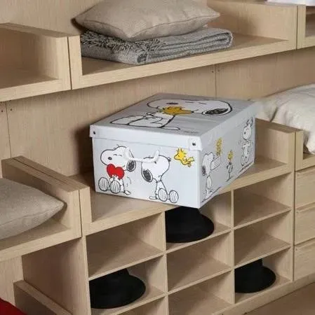pudelko-kartonowe-ozdobne-maxi-snoopy-stan-nowy