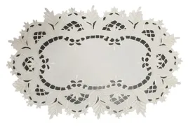 serwetka-z-haftem-30x45-na-stol-owalna-kwiaty
