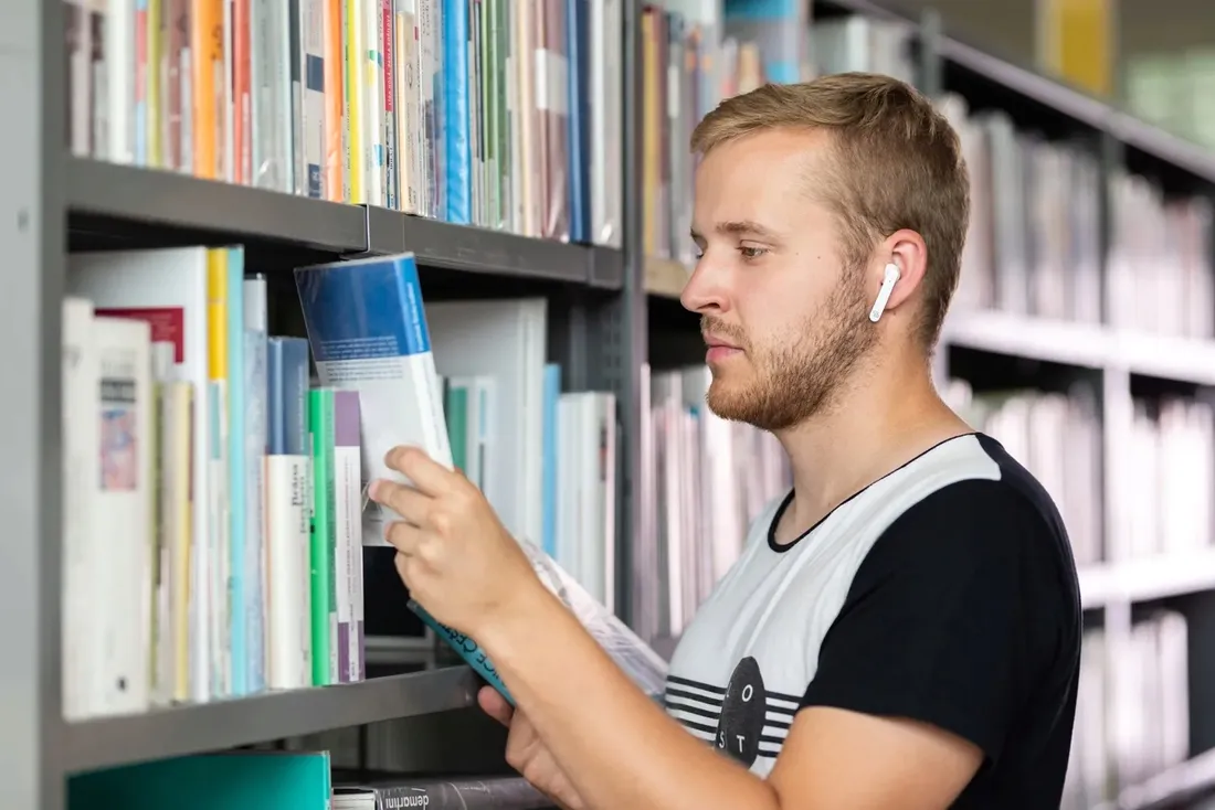 sluchawki-tws-bluetooth-douszne-mikrofon-gogen-stan-nowy