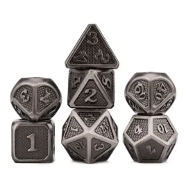 kostki-rpg-zbroja-paladyna-zestaw-7-metalowych-kosci