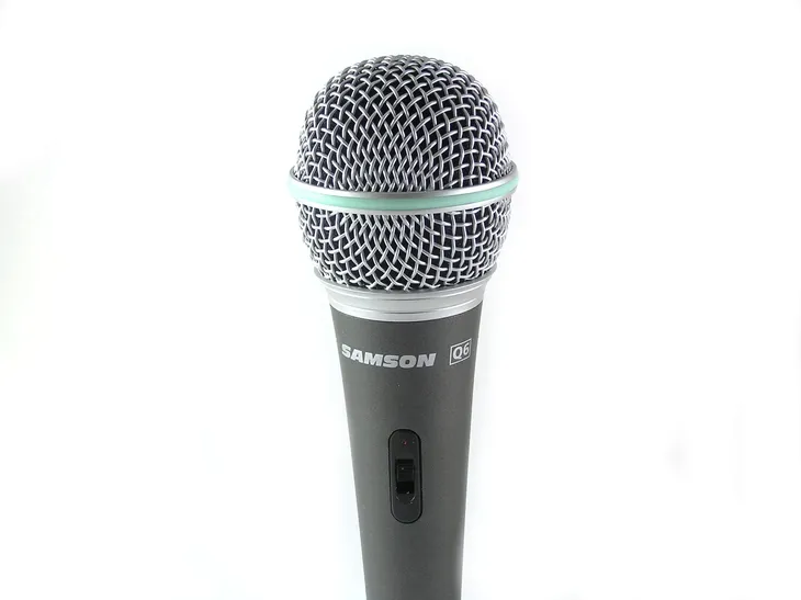samson-q6-mikrofon-dynamiczny-kabel-stan-nowy