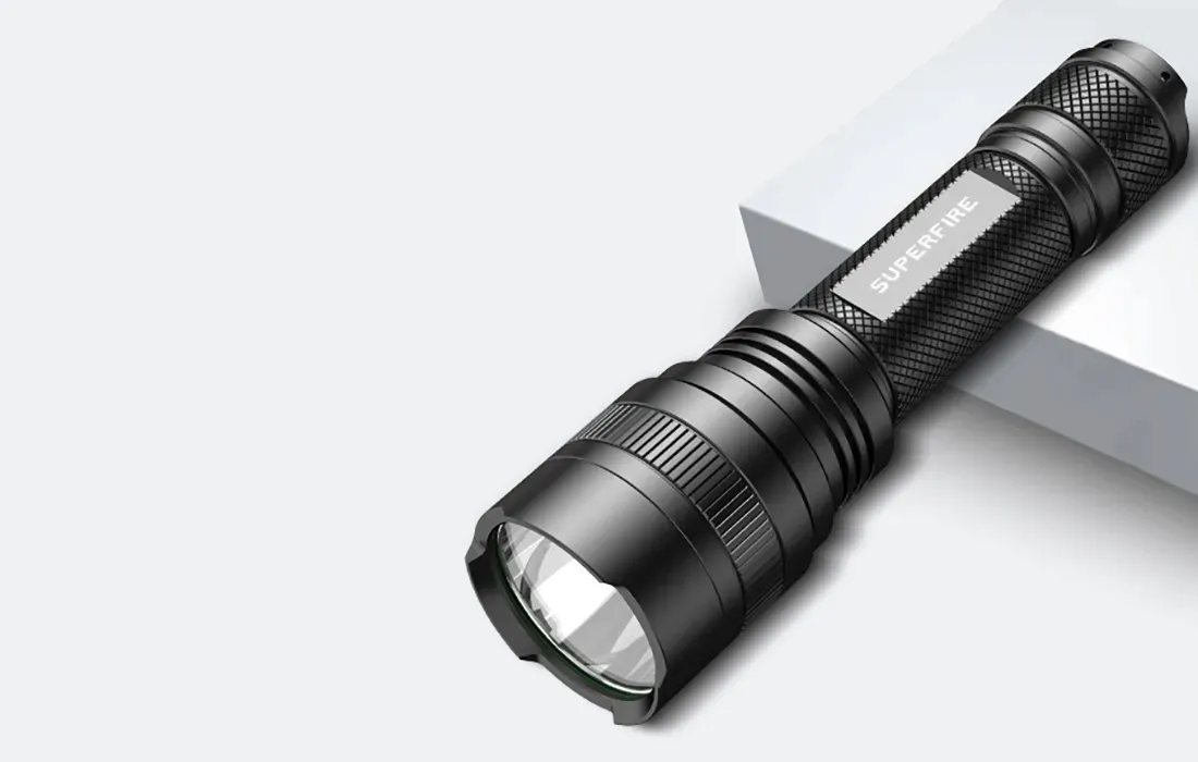latarka-superfire-c8-h-950lm-usb