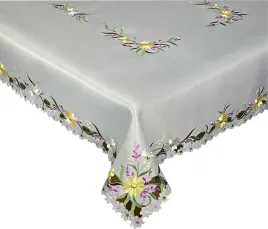 obrus-z-haftem-140x240-na-stol-prostokatny-kwiaty