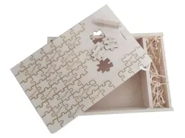 drewniane-pudelko-15x21-i-pendrive-z-grawerem