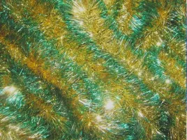 lancuch-choinkowy-sr-7cm-zloto-zielony-na-metry