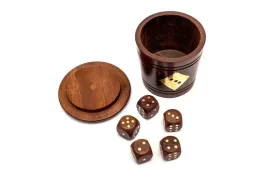 drewniany-zestaw-do-gry-w-kosci-kubek-puchar-k6