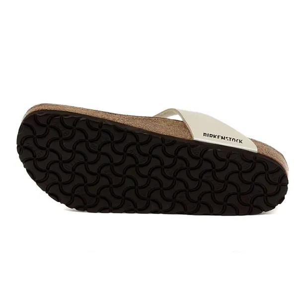943871-marka-birkenstock