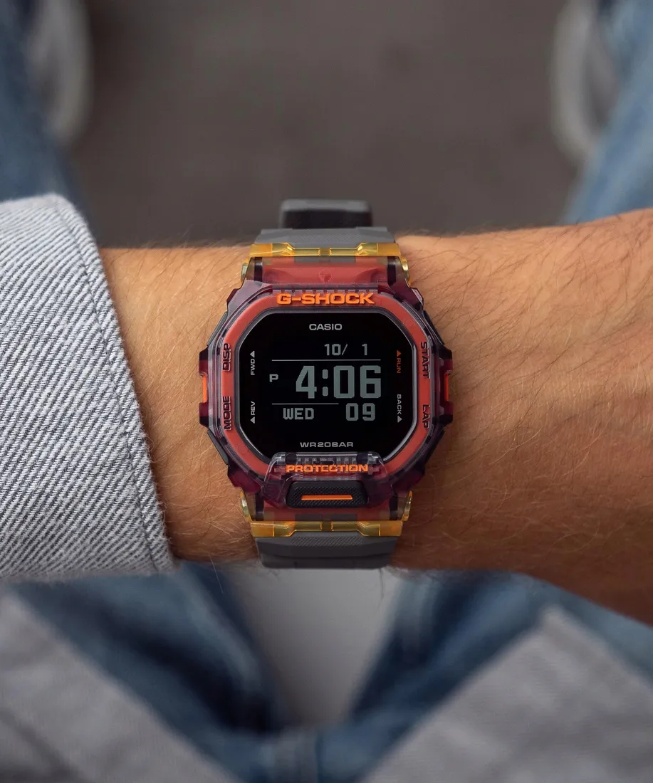 zegarek-meski-casio-g-shock-g-squad-bluetooth-sync-step-tracker-stan-nowy