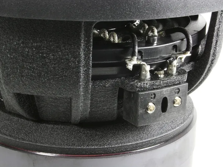 glosnik-subwoofer-excursion-8-20cm-3000w-glebokosc-mocowania-165-mm