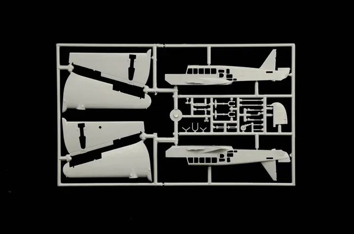 samolot-caproni-ca-313-314-model-0106-italeri-stan-zlozenia-do-zlozenia