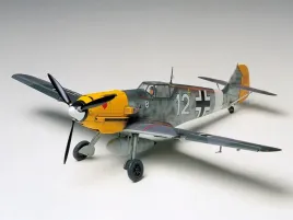 samolot-messerschmitt-bf109-e-4-7-trop-61063-tamiya