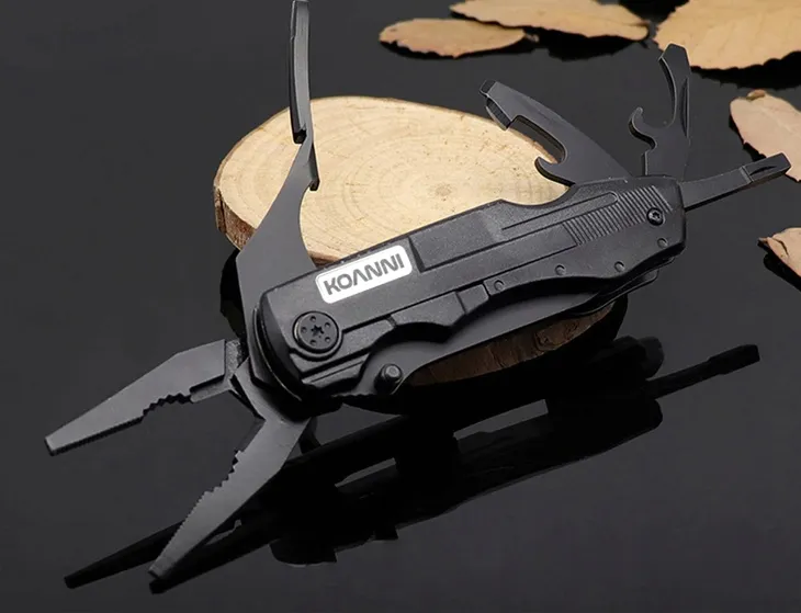 multitool-narzedzie-wielofunkcyjne-survival-21w1-material-narzedzi-stal
