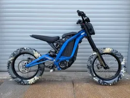 zestaw-dzieciecy-kol-16-surron-milk-racing