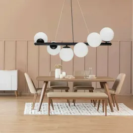 biala-lampa-sufitowa-wiszaca-metalowa-do-sypialni-korytarzowa