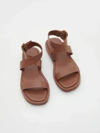 brazowe-skorzane-sandaly-reserved-36