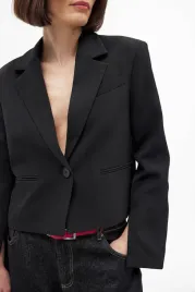 czarna-krotka-marynarka-na-kd-s