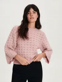 rozowy-sweter-z-ozdobnym-splotem-reserved-s