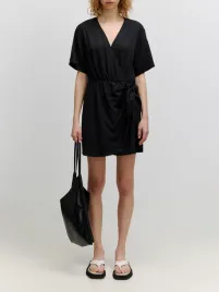 czarny-kopertowy-kombinezon-diane-wiazany-z-wiskozy-edited-m