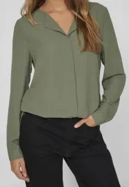 zielona-luzna-bluzka-lucy-vila-s
