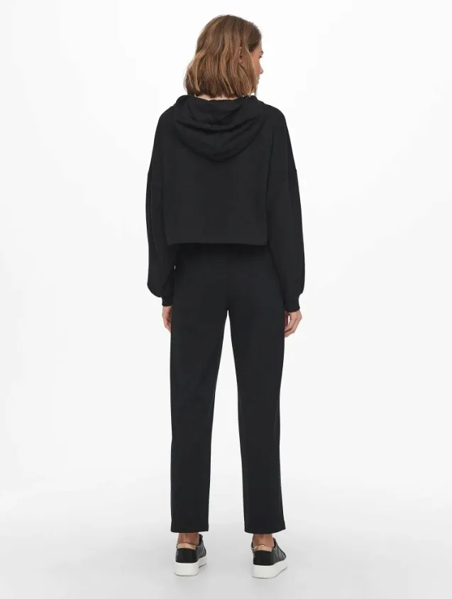 czarne-spodnie-materialowe-only-m