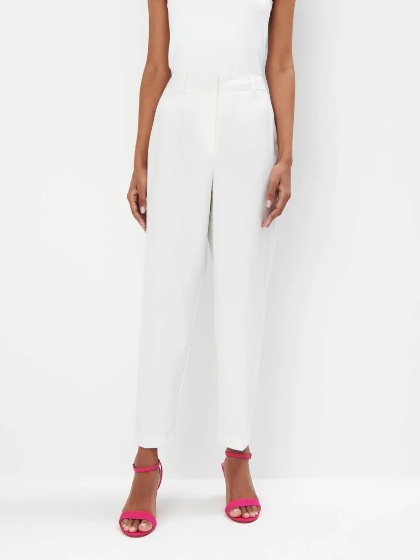 biale-eleganckie-spodnie-mohito-s
