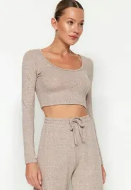 bezowy-dzianinowy-top-trendyol-m
