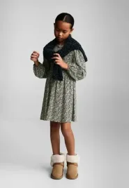 czarna-sukienka-z-motywem-kwiatowym-mango-134