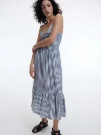 bialo-niebieska-sukienka-na-ramiaczkach-z-wiskozy-reserved-xxl