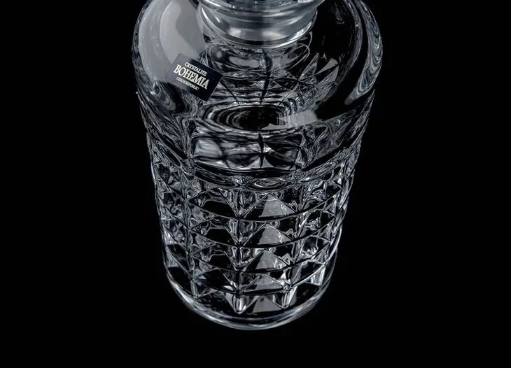 karafka-krysztalowa-700-ml-diamond-stan-nowy-pojemnosc-700-ml
