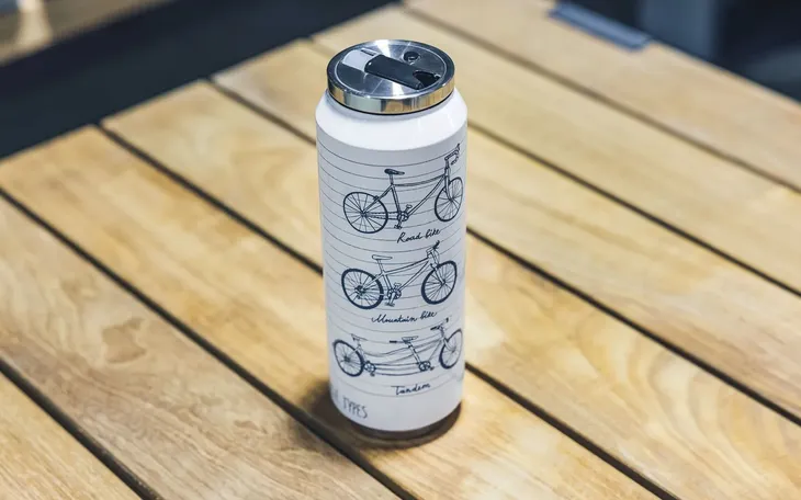kubek-termiczny-700ml-bike-pojemnosc-700-ml-stan-nowy