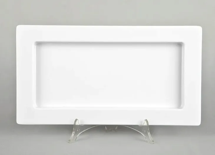 taca-z-melaminy-gn-1-3-325x175-cm-frames-kolor-bialy