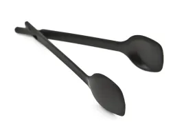 szczypce-do-salatek-fiskars