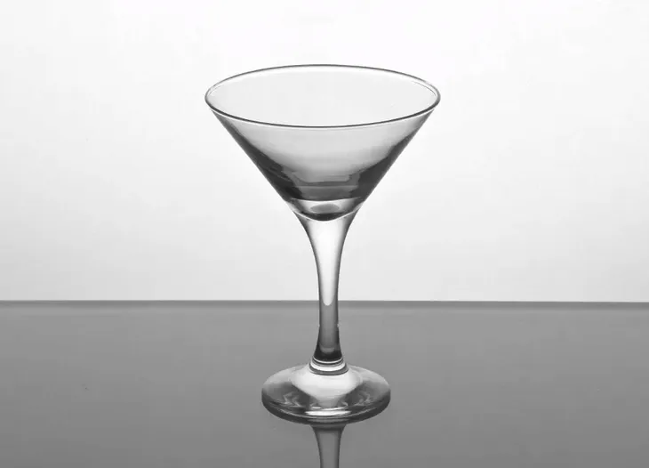 kieliszek-do-martini-175-ml-misket-pojemnosc-175-ml