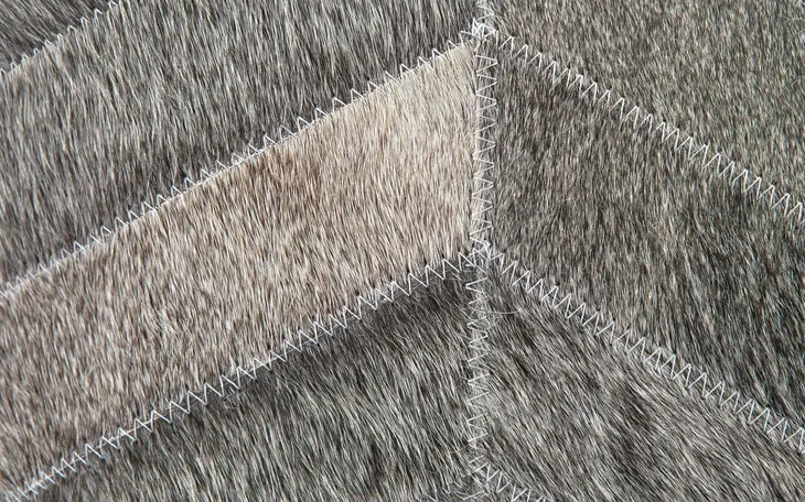 poduszka-skora-45x45-cm-lc86c-stan-nowy