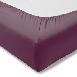przescieradlo-z-gumka-jersey-150x200-cm-aubergine-feinjersey