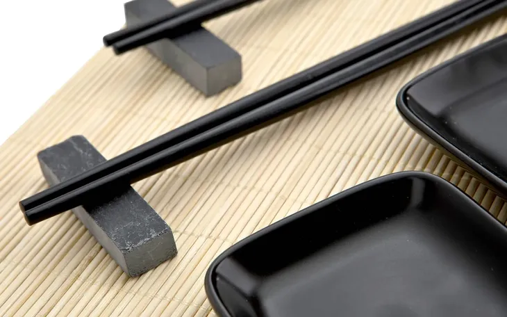 zestaw-do-sushi-box-7-elementow-stan-nowy
