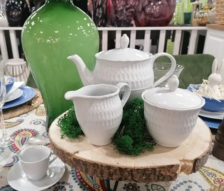 mlecznik-250-ml-sofia-biala-stan-nowy-pojemnosc-250-ml