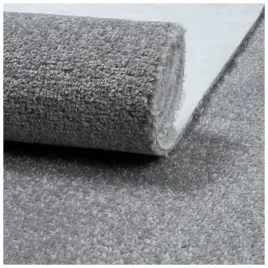wykladzina-dywanowa-4m-szara-miekka-na-filcu-fryz-na-wymiar-z-rolki