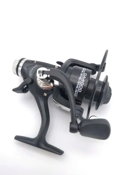 kolowrotek-miracle-fish-da-3000-5-2-1-przelozenie-5-2-1