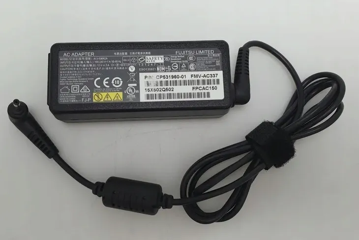 zasilacz-fujitsu-12v-3a-36w-stan-opakowania-zastepcze