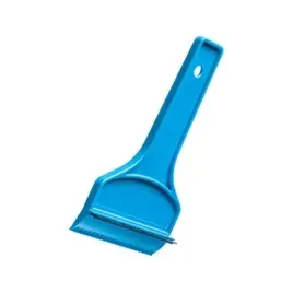 skrobaczka-z-plastikowa-raczka