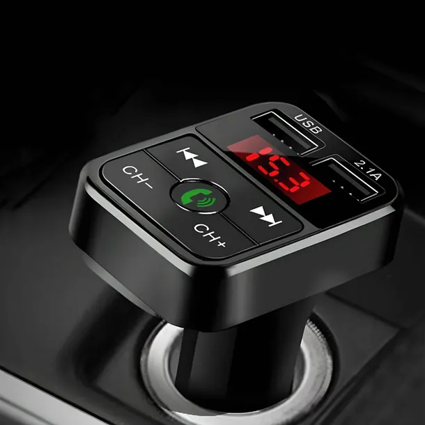 transmiter-bluetooth-samochodowy-fm-ladowarka-odbiornik-audio-2x-usb-sd-mp3-zasilanie-gniazdo-zapalniczki-samochodowej-24v