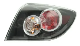 mazda-3-hatchback-lampa-tylna-prawa-2006-