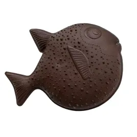 mata-sensoryczna-fish-brazowy-1-szt