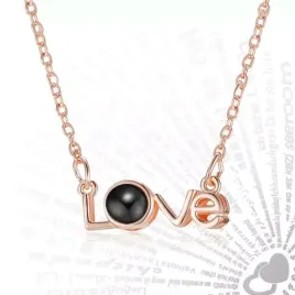 16-0021-naszyjnik-wisior-napis-love-srebro-s925-prezent
