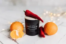 swieca-sojowa-mandarynkaandchilli-180-ml-aromma-zapach-na-swieta-gratis