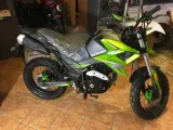 barton-hyper-kufry-euro-5-125cc