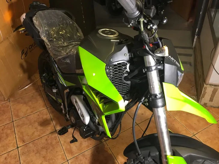 barton-hyper-kufry-euro-5-125cc